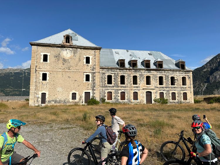 Forten Briancon e-bike tour