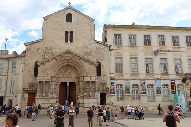 Kathedraal van Arles