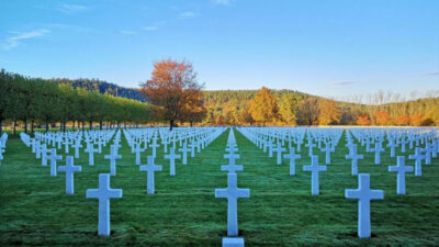 Tweede-Wereldoorlog-reis-amerikaanse-begraafplaats