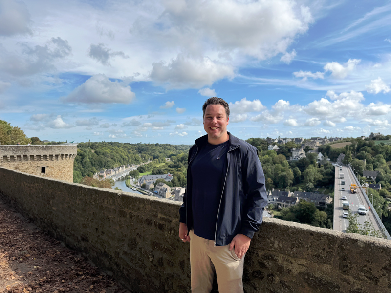 Melvin in Dinan