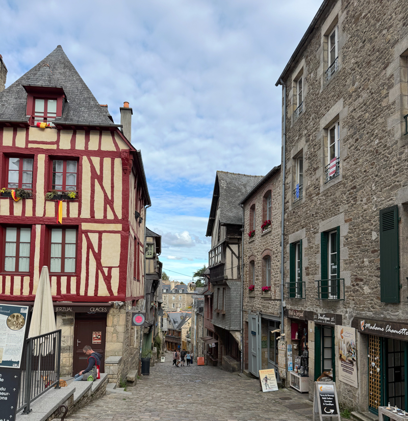 Dinan straatbeeld