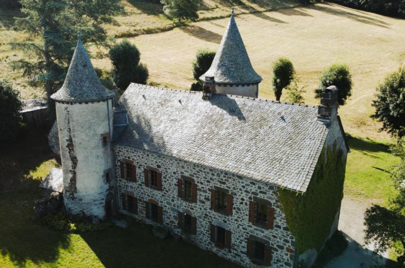 Chambre d’hôtes de Curières in een historisch kasteel in Cantal