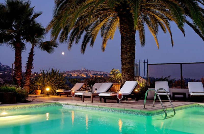 Hôtel La Grande Bastide in Saint-Paul-de-Vence met uitzicht op zee en dorp
