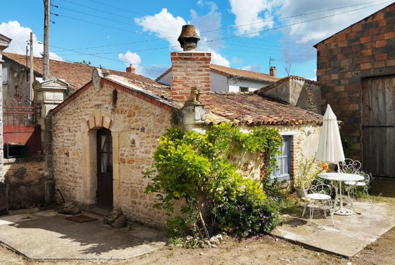 Gatekeepers Cottage in Taizé in Deux-Sèvres