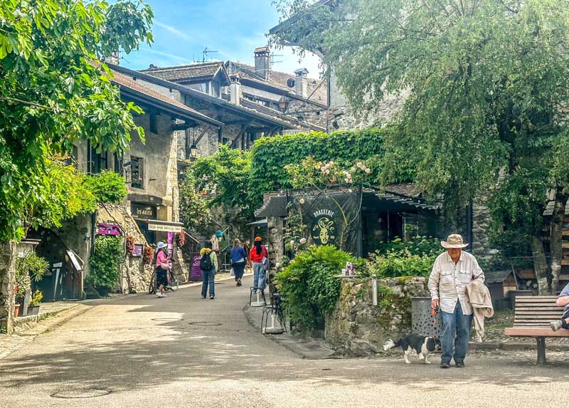 Leuk en mooi dorpje in de Haute-Savoie in Frankrijk