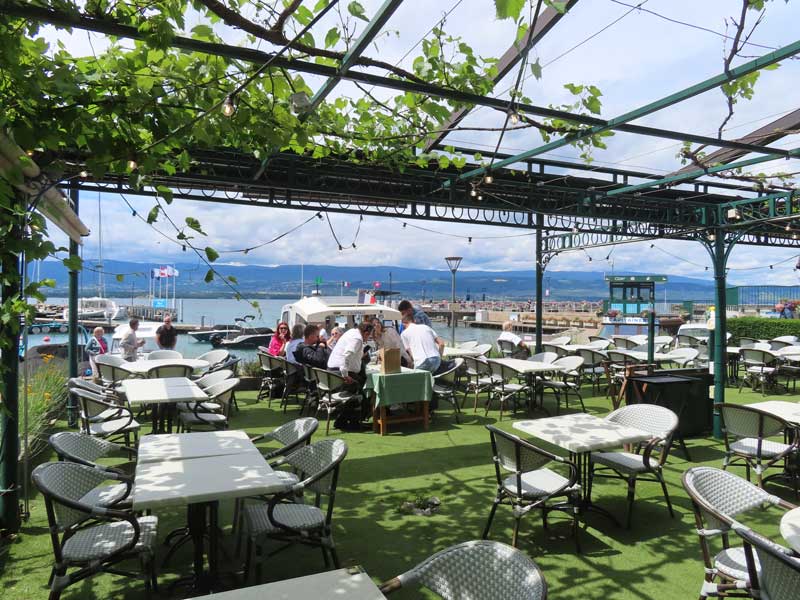 Restaurants en terrasjes in Yvoire