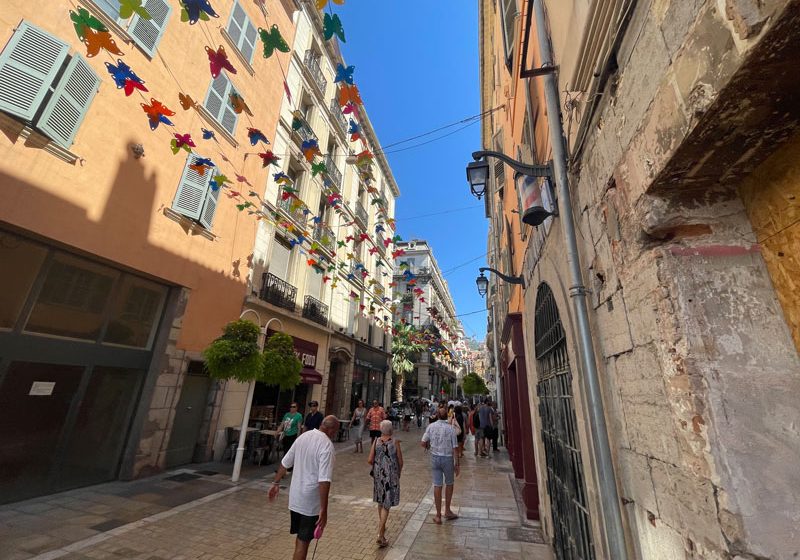 Stedentrip-toulon-frankrijk-rue-dal-ger