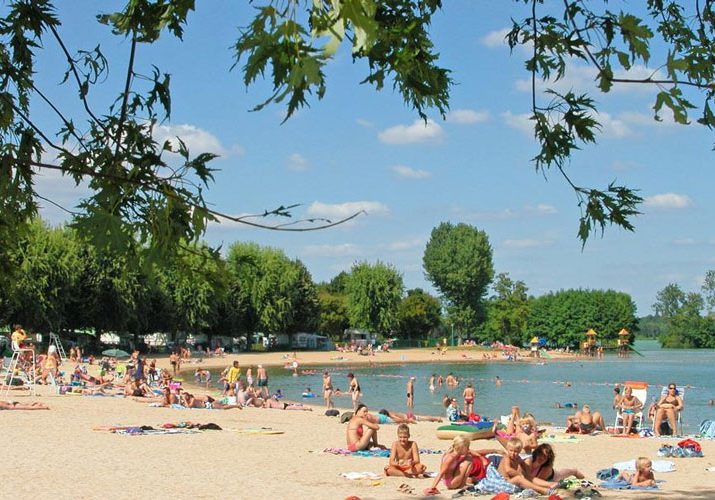 campings-Rhone-Alpes,-camping-La-Plaine-Tonique